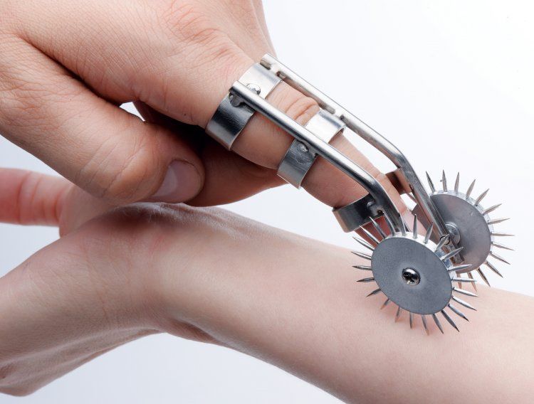 Electro Medical Spikes Double Finger Pinwheel   